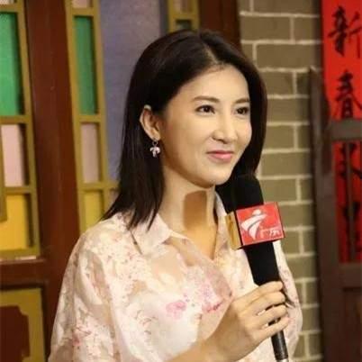 伍燕的老公是谁,揭秘她的神秘丈夫身份