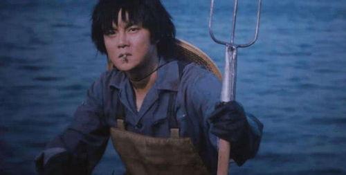 秋雅袁华床戏视频